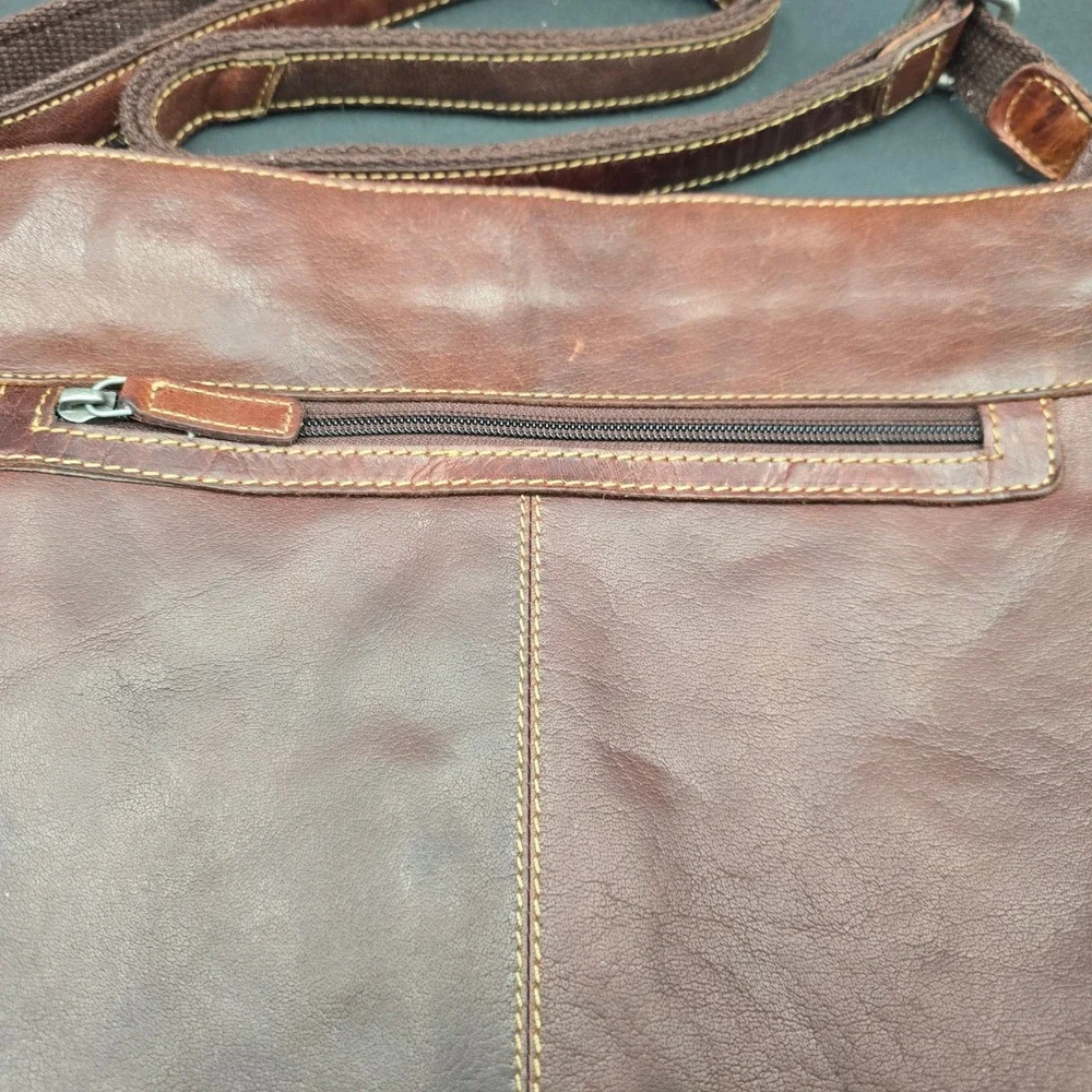 Jack Georges Brown Buffalo Leather City Crossbody Voyager Bag 7298